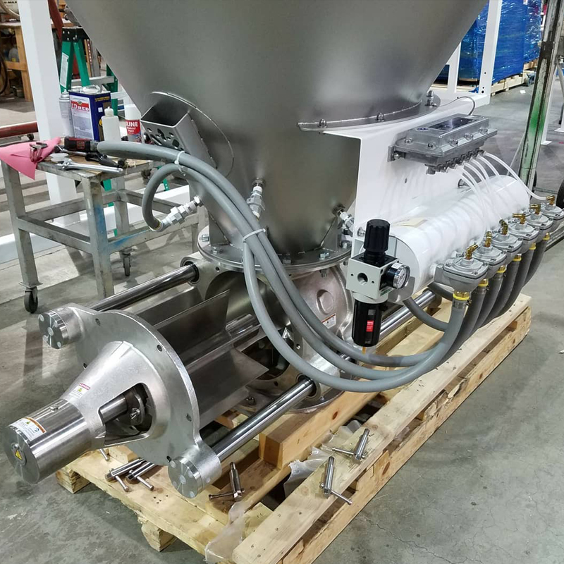 48" filter separator batch weighing system with 6-bank Pulsonics flow promotion and 12" quick-clean rotary valve
